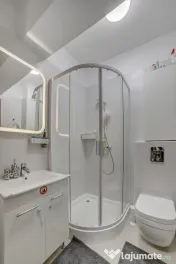 Suprafata totala 145 mp*Ready to move in*Decomandat *Siseșt