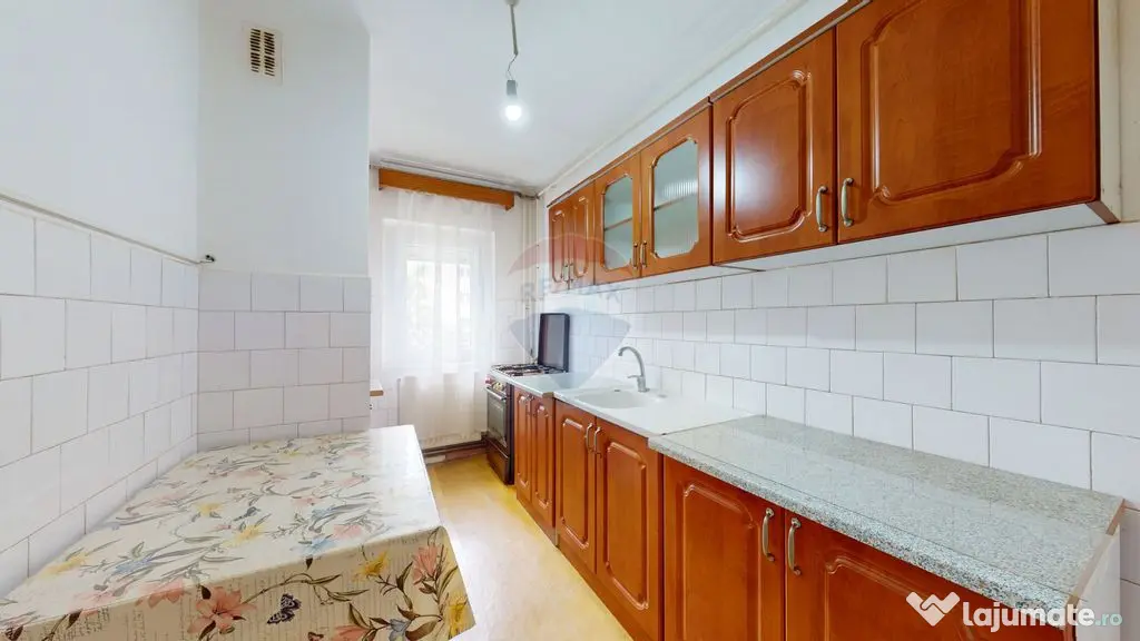 Apartament cu 2 camere de vânzare în zona Noua