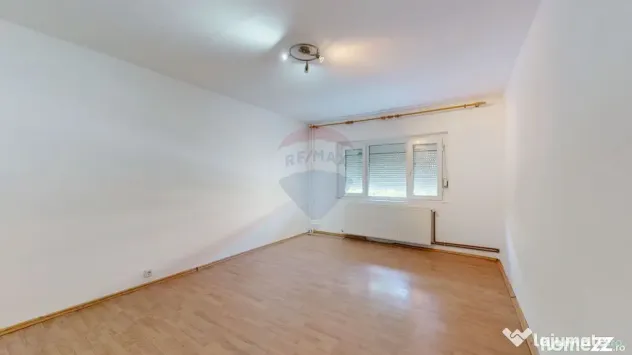 Apartament cu 2 camere de vânzare în zona Noua