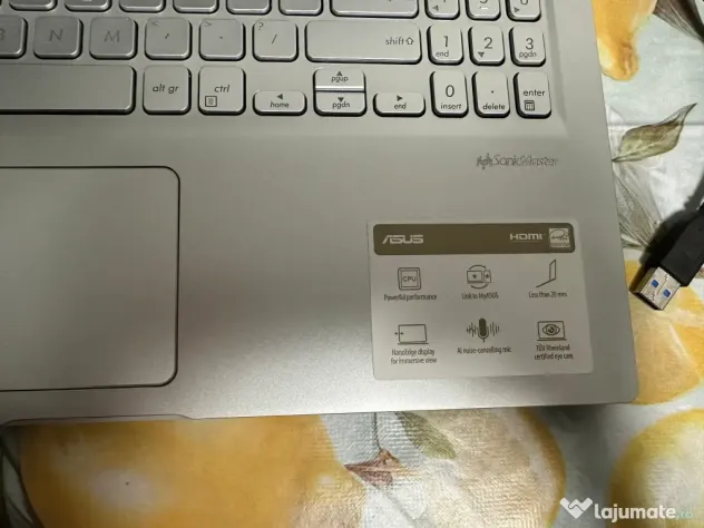 Laptop asus - garantie galabila pana in noiembrie 2026