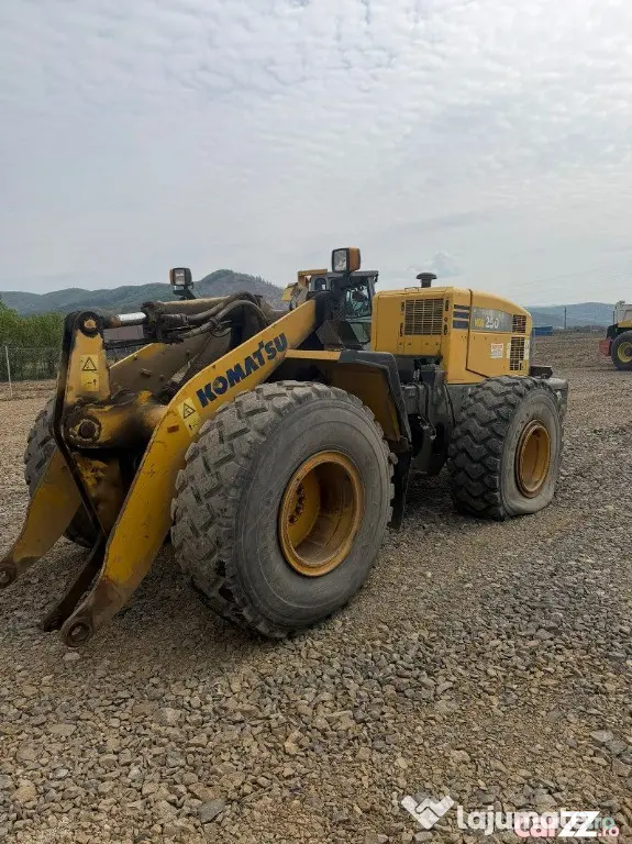Cilindru hidaulic incarcator frontal Komatsu WA250 piese