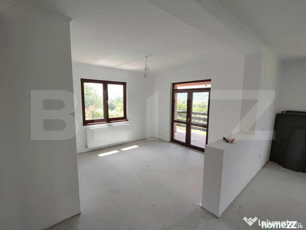 Vilă D+P+M | 784 mp teren | Pucioasa