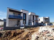 ???? Casă Nouă de Vânzare – Albesti, lângă Voila Ball