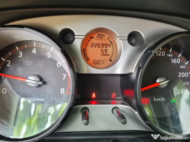 Nissan Qashqai 1.6 benzina