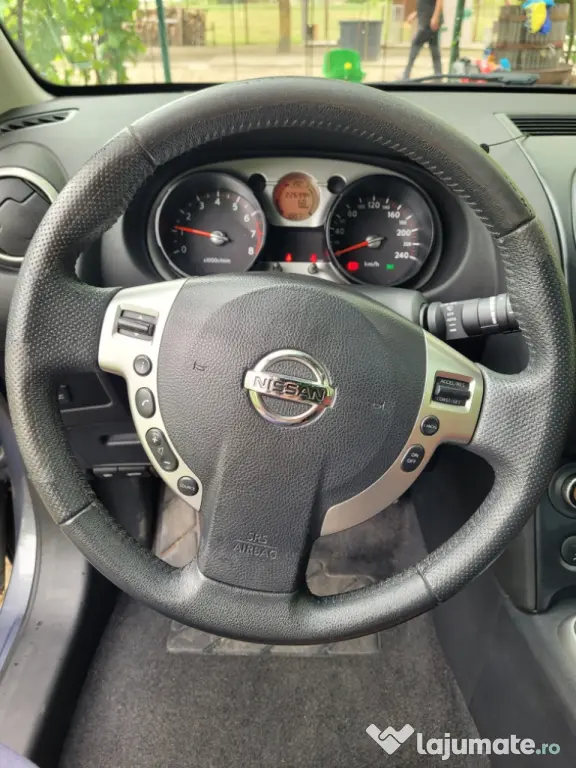 Nissan Qashqai 1.6 benzina