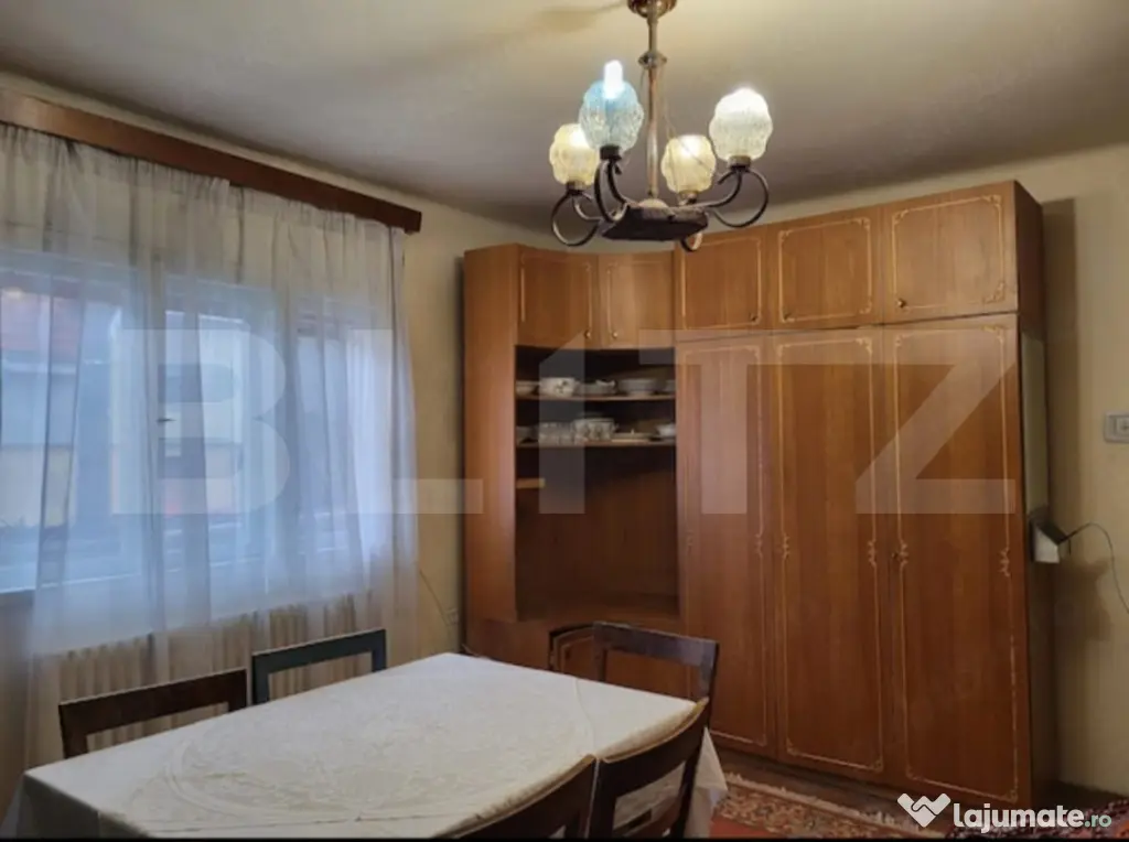 Casă de vânzare ,252mp, zona Barițiu Satu Mare