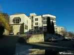 Clădire emblematică de vânzare în Piatra Neamț – fost