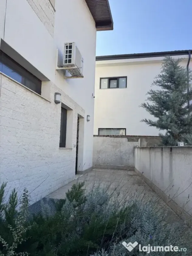 CASA /RESEDINTA//CLINICA //BIROURI// ANA IPATESCU//