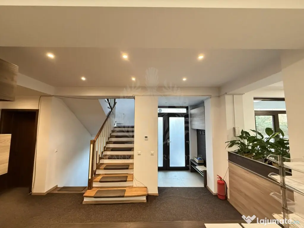 CASA /RESEDINTA//CLINICA //BIROURI// ANA IPATESCU//