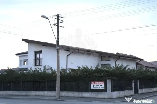 CASA /RESEDINTA//CLINICA //BIROURI// ANA IPATESCU//
