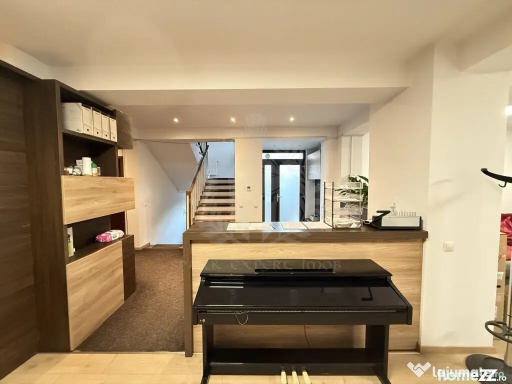CASA /RESEDINTA//CLINICA //BIROURI// ANA IPATESCU//