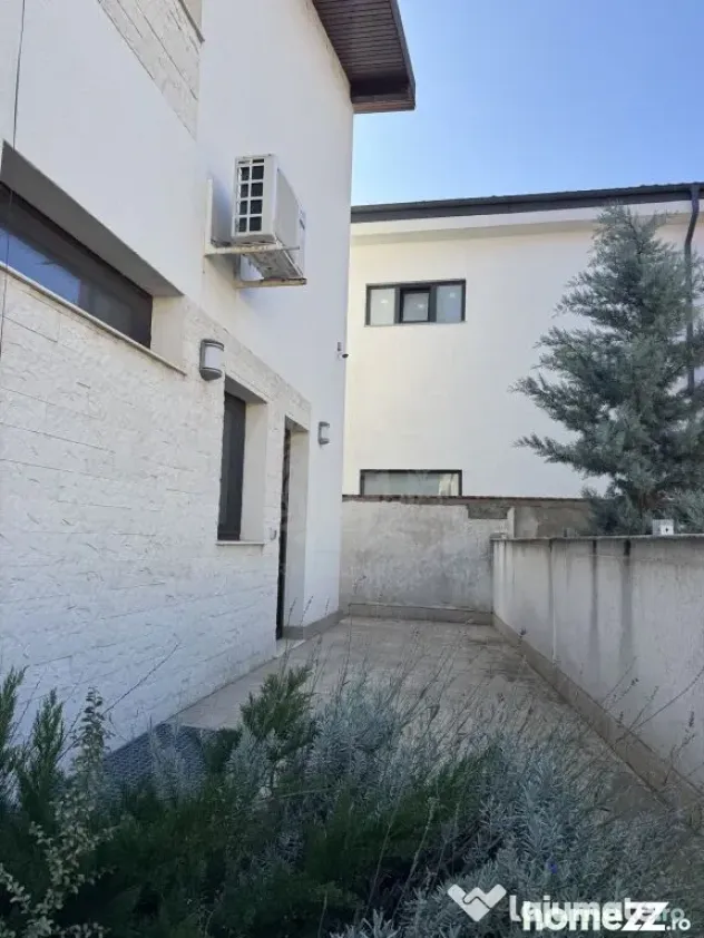 CASA /RESEDINTA//CLINICA //BIROURI// ANA IPATESCU//