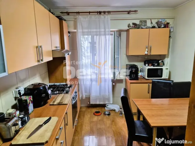 Apartament 3 camere , 2 balcoane , 2 bai ultracentral