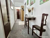 Apartament 2 camere, 55 mp, balcon, etaj 1, boxa, zona Cetat 
