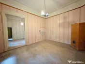Apartament compus din 2 corpuri în centrul Aradului