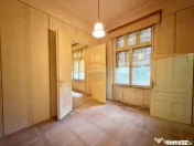 Apartament compus din 2 corpuri în centrul Aradului 