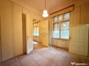 Apartament compus din 2 corpuri în centrul Aradului