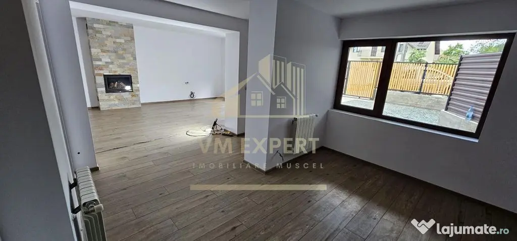 CASĂ 4 CAMERE TEREN 177MP RUCĂR ARGEȘ