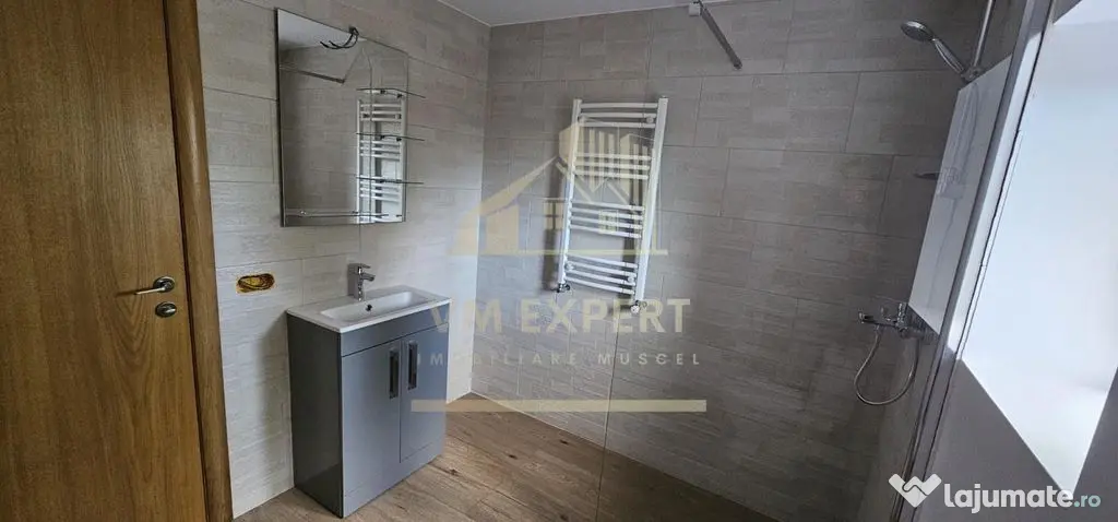 CASĂ 4 CAMERE TEREN 177MP RUCĂR ARGEȘ