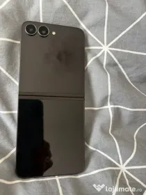 Samsung Z Flip 7 FE