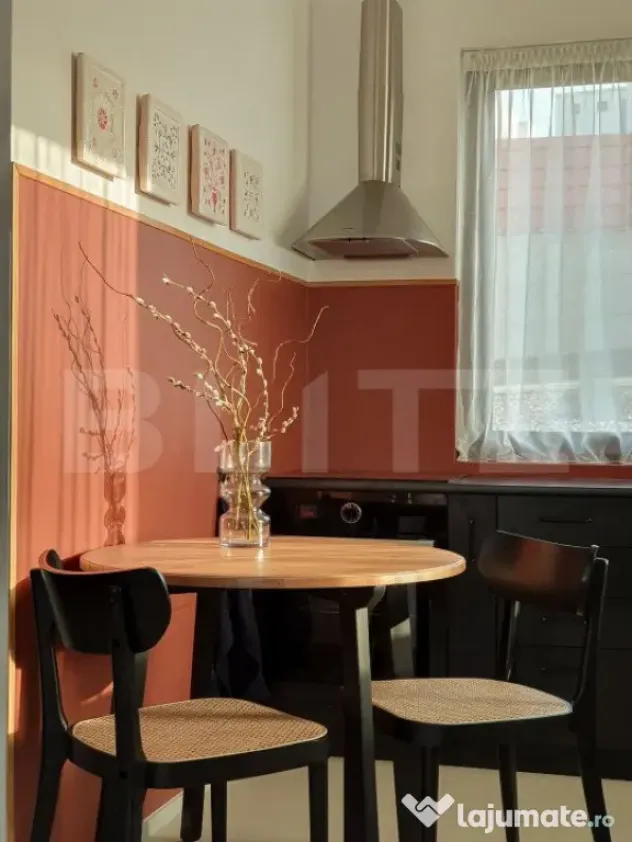 Casa individuala, 120mp, 350mp gradina, zona Vivo