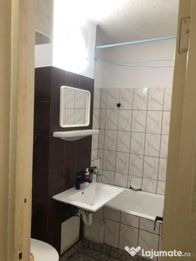 VAND GARSONIERA IN ZONA TEI-DOAMNA GHICA