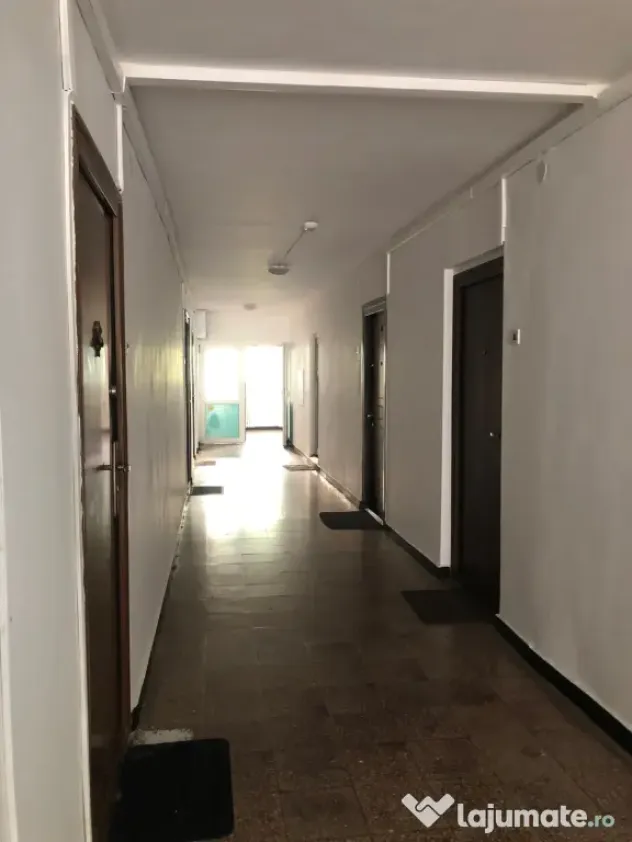 VAND GARSONIERA IN ZONA TEI-DOAMNA GHICA