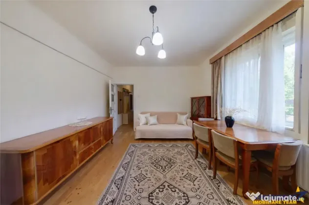 Imobil cu gradina verde, in ariere placuta, facilitati, Trac