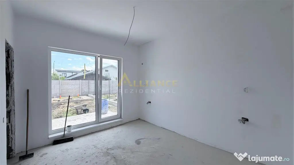 Casa individuala- 4 camere - 2 bai - 450 metri teren