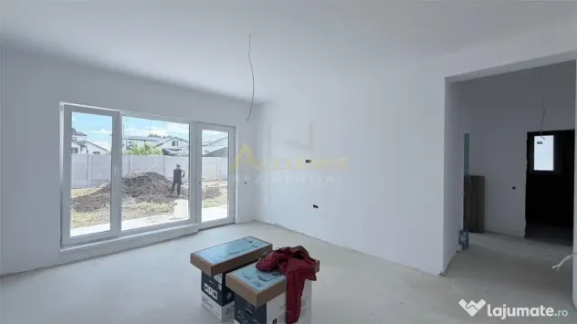 Casa individuala- 4 camere - 2 bai - 450 metri teren