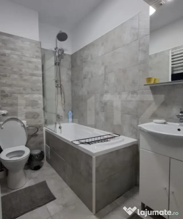 Apartament de inchiriat, 2 camere, 53 mp, loc de parcare, Ro