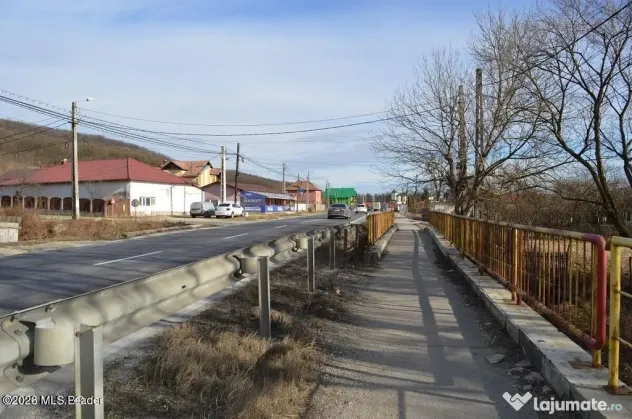 Valea Ursului - DN 7, Teren Stradal 2744 mp