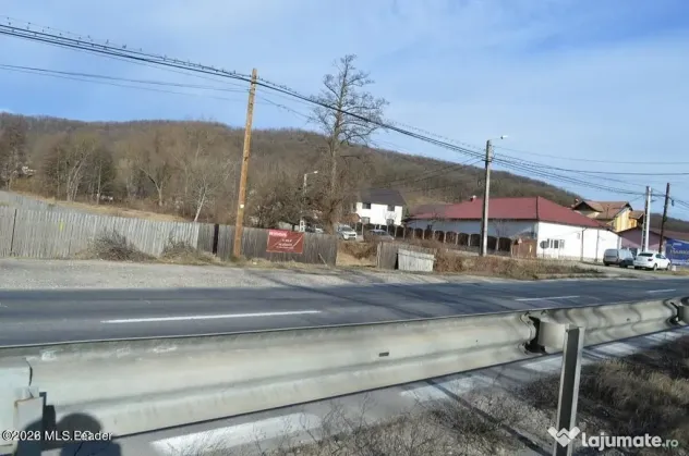 Valea Ursului - DN 7, Teren Stradal 2744 mp