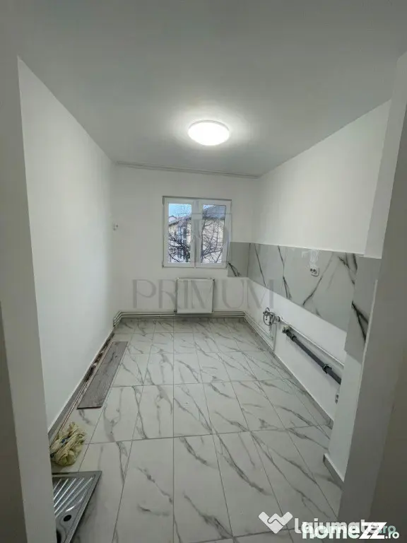 Dambovita - 2 Camere - Bloc izolat - Complet renovat - Balco