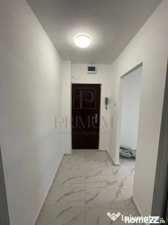 Dambovita - 2 Camere - Bloc izolat - Complet renovat - Balco
