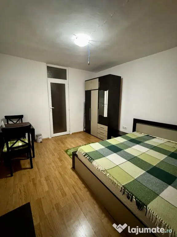 Garsonieră 24mp, mobilată/utilată, cu centrală – Noua, Brașov – 39.900 EUR