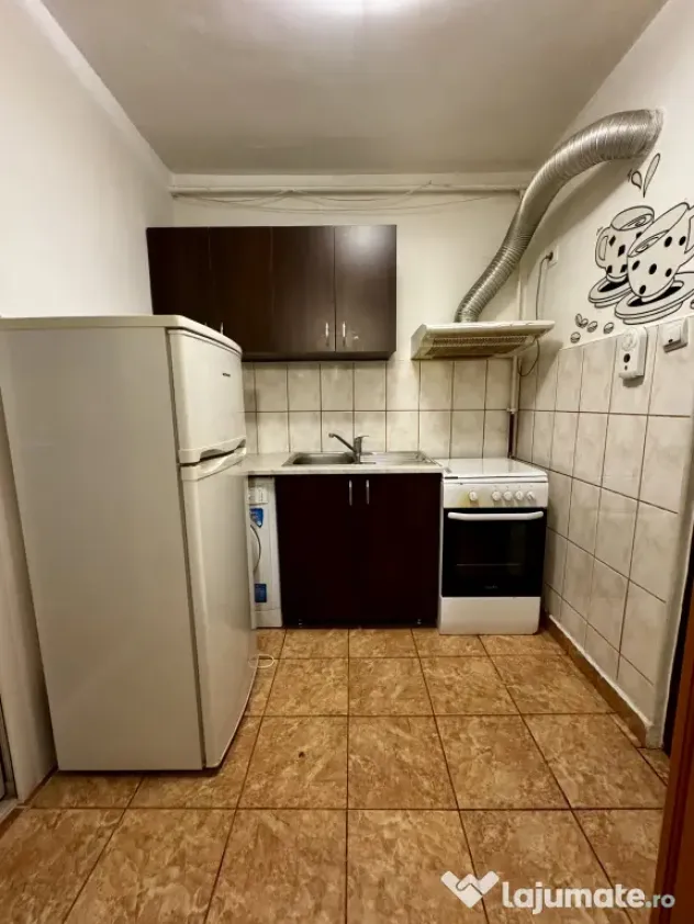 Garsonieră 24mp, mobilată/utilată, cu centrală – Noua, Brașov – 39.900 EUR