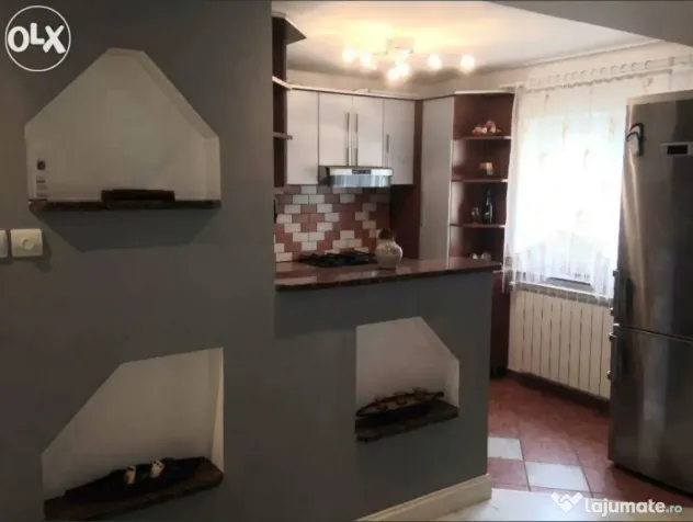 Vând apartament 2 camere central