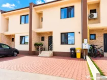 Palazu Mare Duplex Premium 4 Camere Mobilat și Utilat Cur