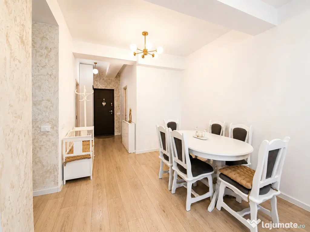 Palazu Mare Duplex Premium 4 Camere Mobilat și Utilat Cur