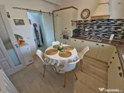 Palazu Mare Duplex Premium 4 Camere Mobilat și Utilat Cur 