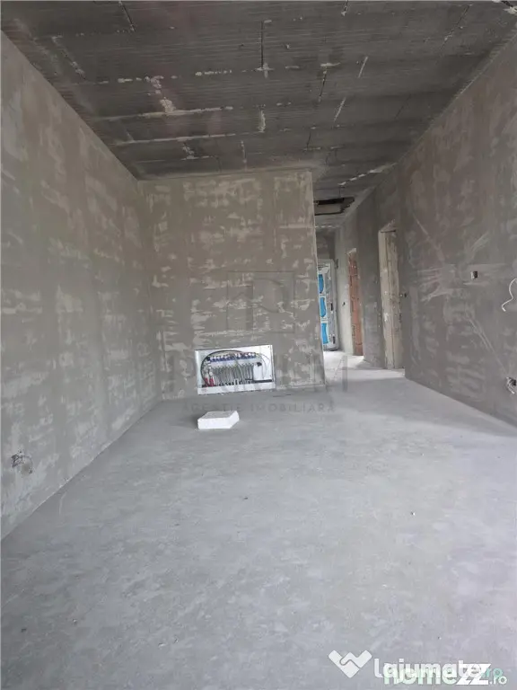 Duplex pe parter - 2 dormitoare - 2 bai - zona in dezvoltare