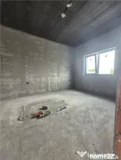 Duplex pe parter - 2 dormitoare - 2 bai - zona in dezvoltare 