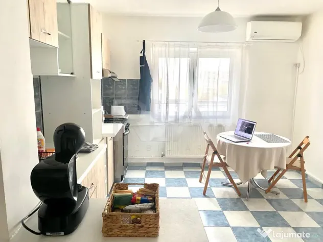 2 camere Vitan decomandat, et.6,centrală,inst. schimb.,metr