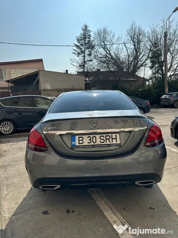 MERCEDES-BENZ C-Class 2021 — imagine 4