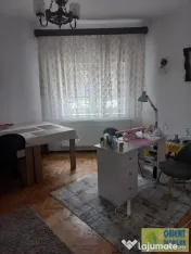 Tomis 1, de inchiriat casa 6 camere, gaze, mobilata 