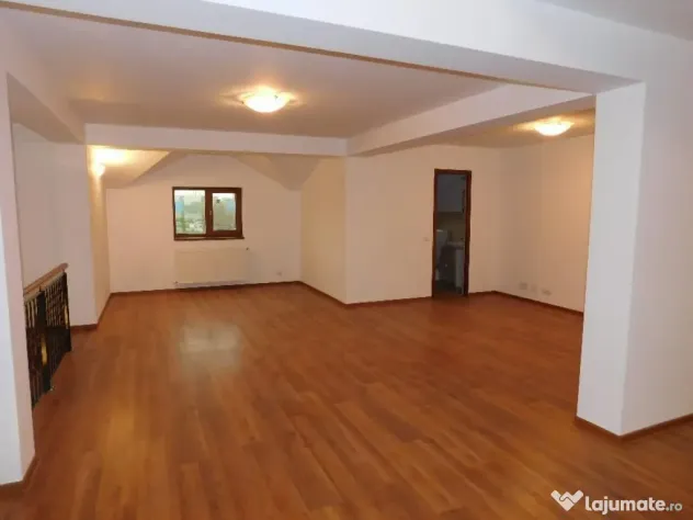 Casa,D+P+2 nivele,Aparatori Patriei,5 minute Metrou.