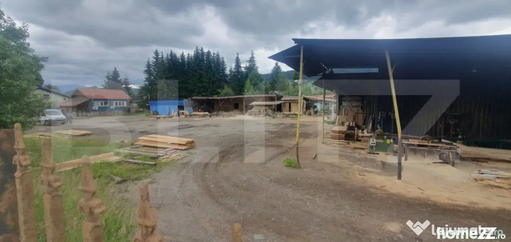 Spatiu comercial, teren de 3856 mp intravilan, V. Dornei