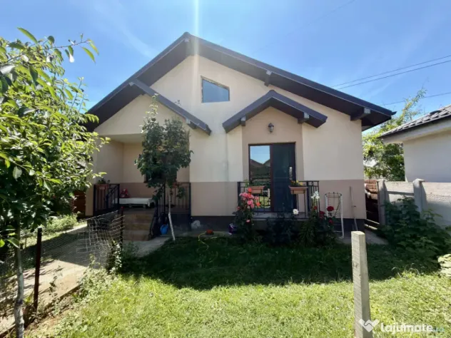 Casă modernă de vânzare – Zona Selgros, Craiova