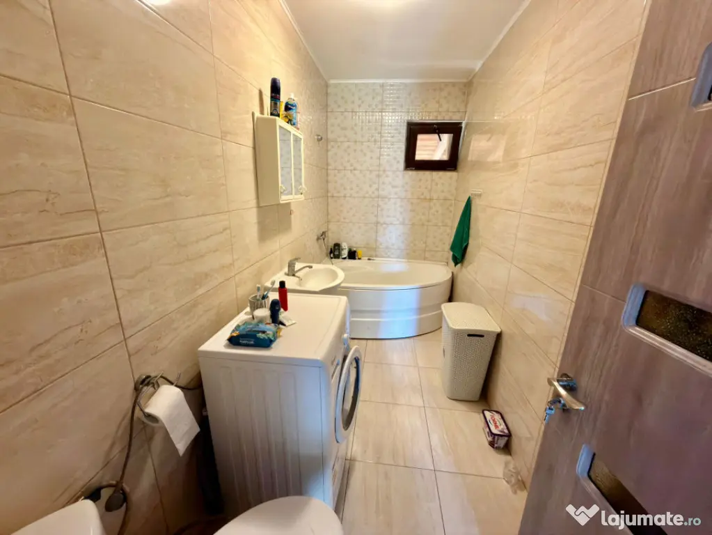 Casă modernă de vânzare – Zona Selgros, Craiova